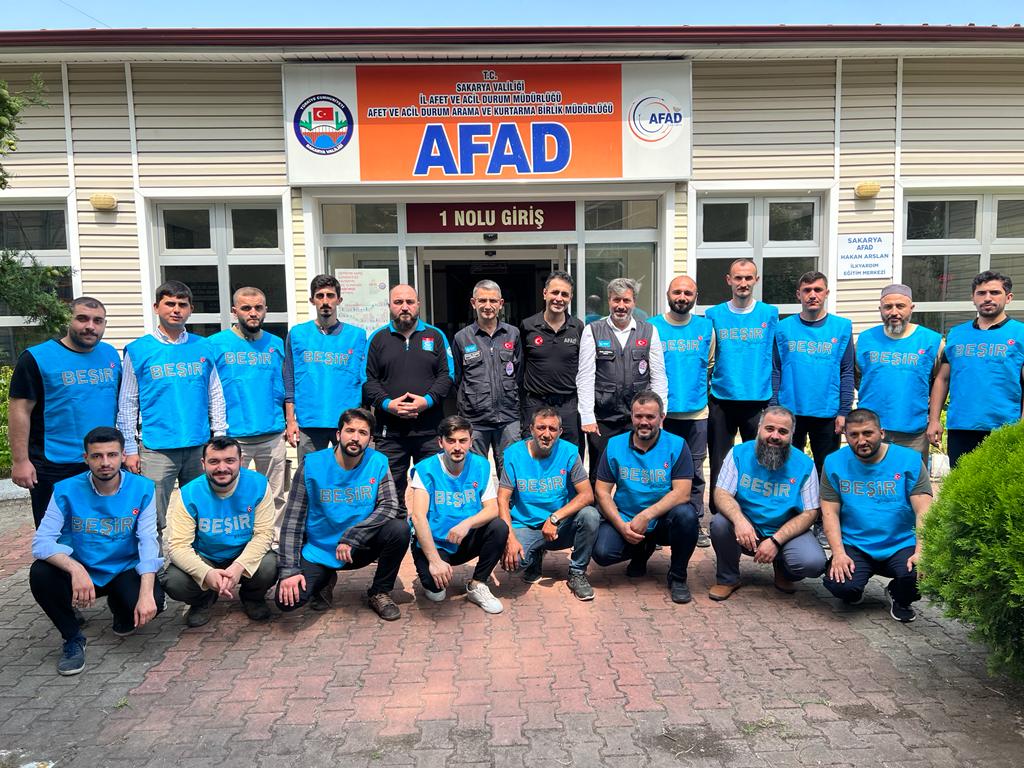 Beşir Arama Kurtarma Kastamonu’da Yaraları Sarıyor