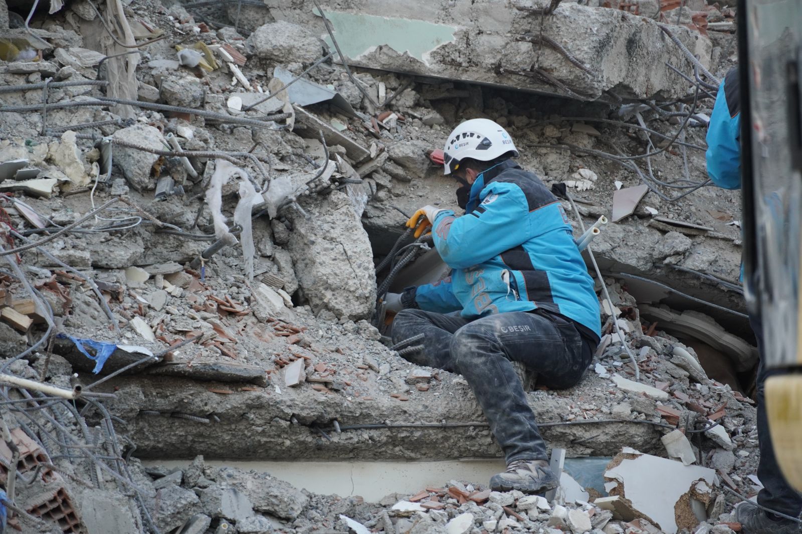 Beşir Derneği 3 Bin 300’den Fazla Personel ve Gönüllüsüyle Deprem Bölgesinde