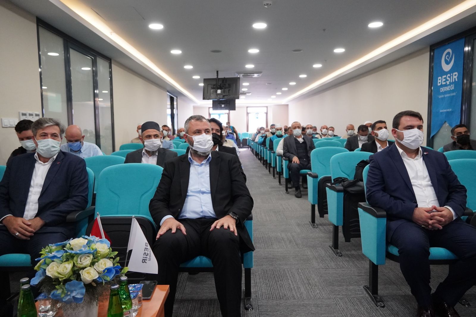 Ağrıda'ki Ailelerimize Patates ve Tavuk Eti Dağıtımı