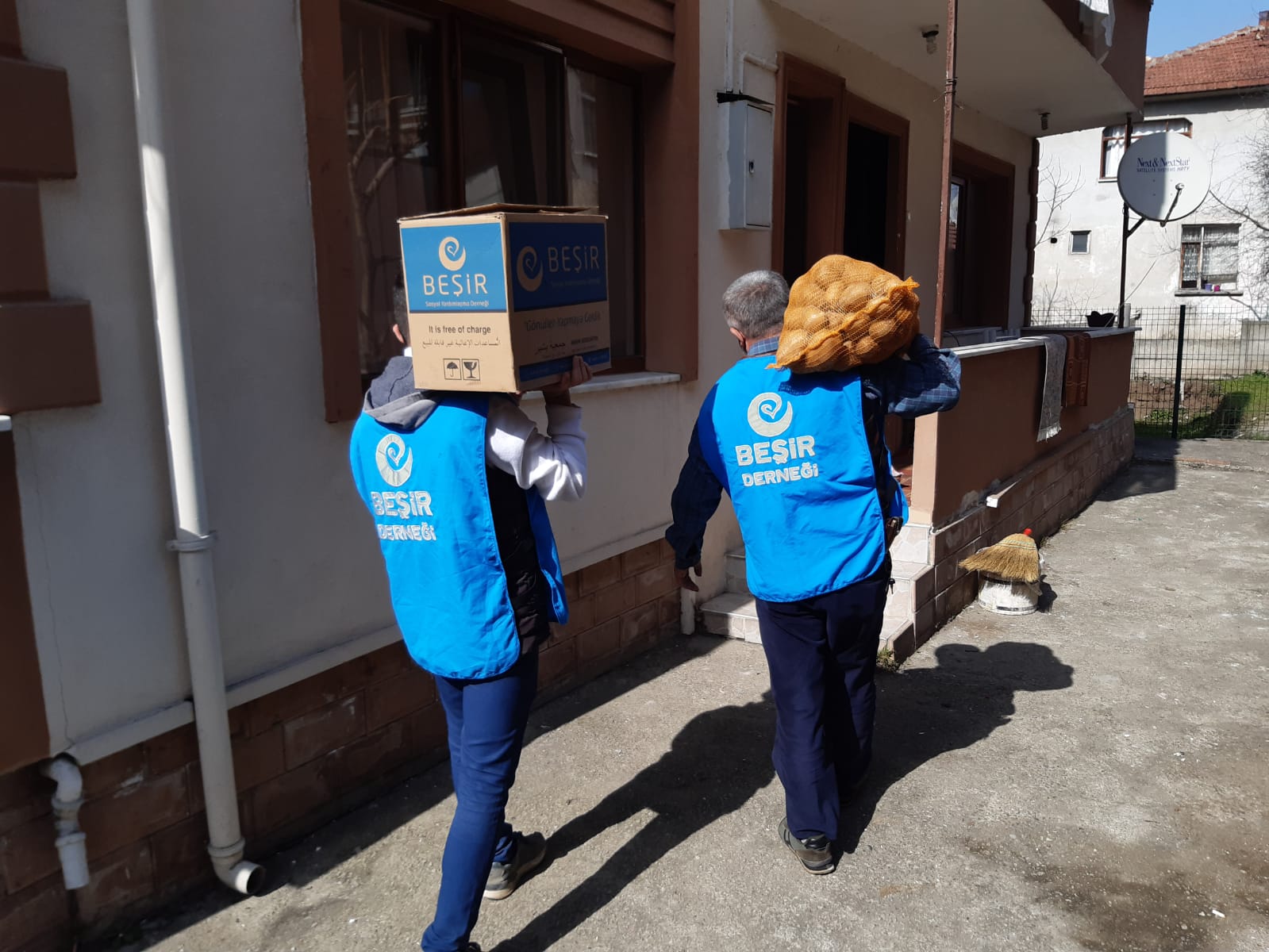 Düzce’de Gıda Kumanyası ve Patates Dağıtımı