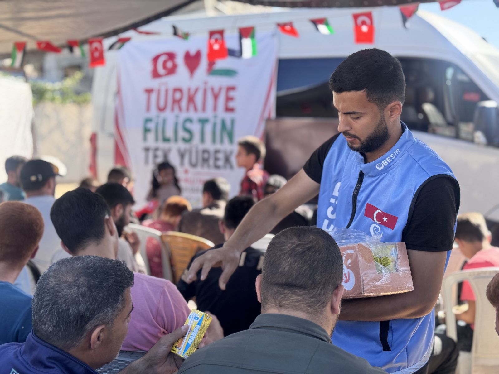 Gazze’de Çocuklara Umut Veren Sosyal Etkinlikler