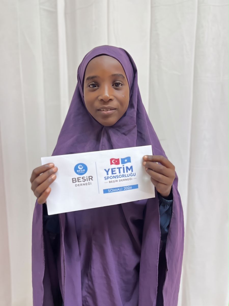 Somali’de Yetim Çocuklarımızı Yalnız Bırakmıyoruz