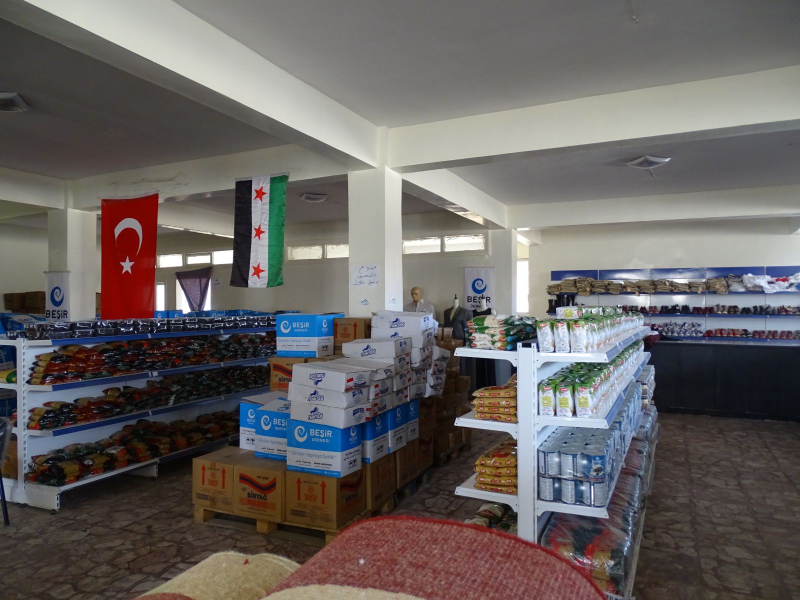 Cerablus’taki Paylaşım Mağazamız ile Suriyeli Mazlumların Yanındayız