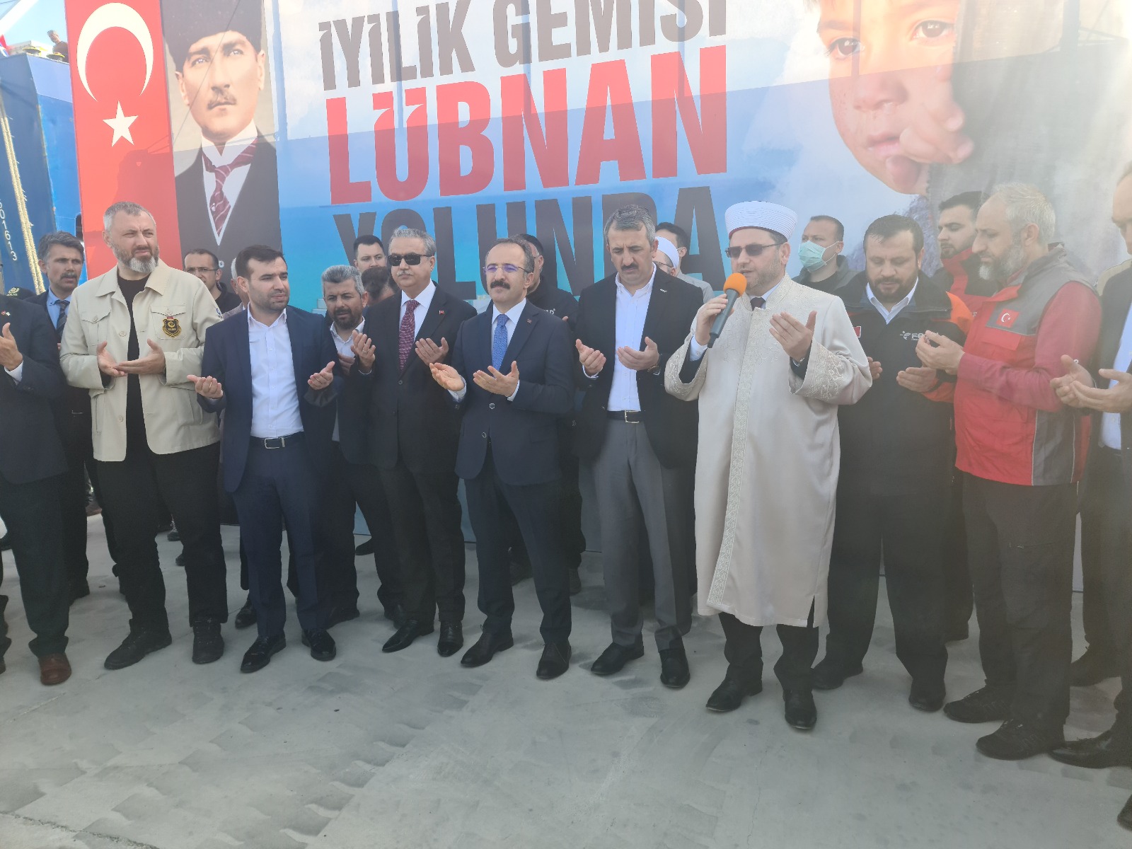 Malatya Temsilciliğimizden Suriye’ye Bir Tır Kömür Yardımı