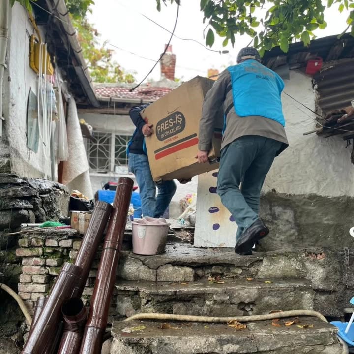 Eskişehir Odunpazarı Temsilciliği, Kış Yardımları Kapsamında Soba ve Yakak Desteği Sağladı